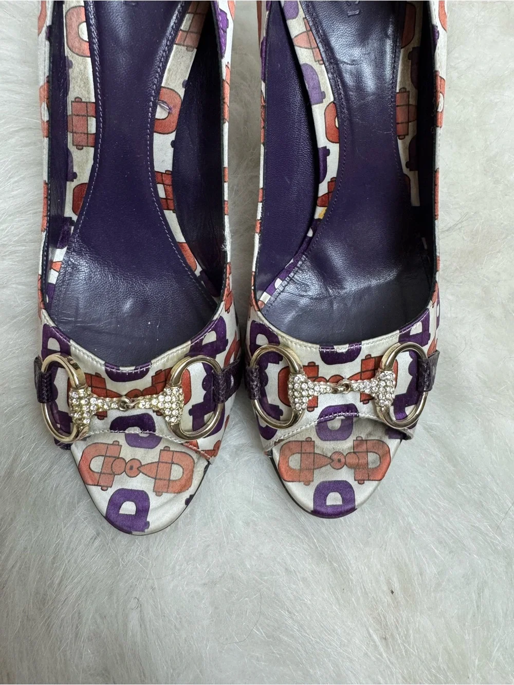 Gucci Vintage Satin Horsebit Crystal Open Toe Heels 8.5 - Picture 5 of 10